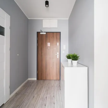 New Apart Near Sky Tower - Gwiazdzista Апартаменти *