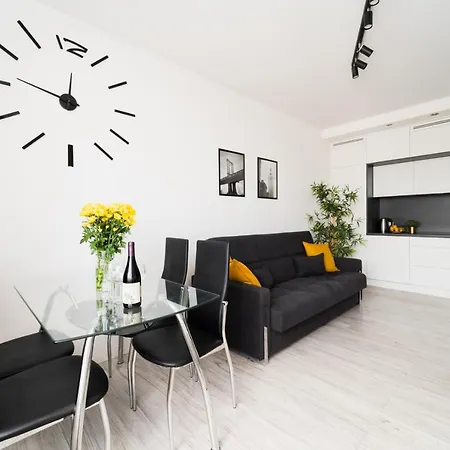 New Apart Near Sky Tower - Gwiazdzista * Вроцлав